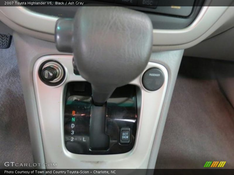Black / Ash Gray 2007 Toyota Highlander V6
