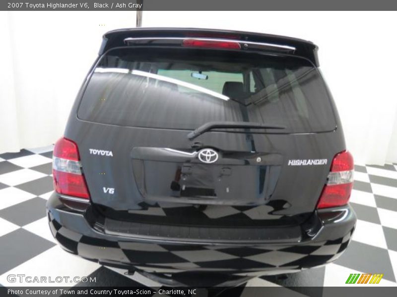 Black / Ash Gray 2007 Toyota Highlander V6