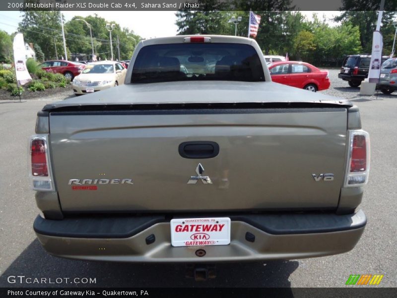 Sahara Sand / Khaki 2006 Mitsubishi Raider XLS Double Cab 4x4