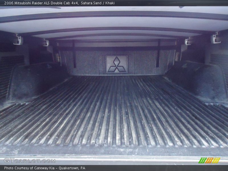 Sahara Sand / Khaki 2006 Mitsubishi Raider XLS Double Cab 4x4
