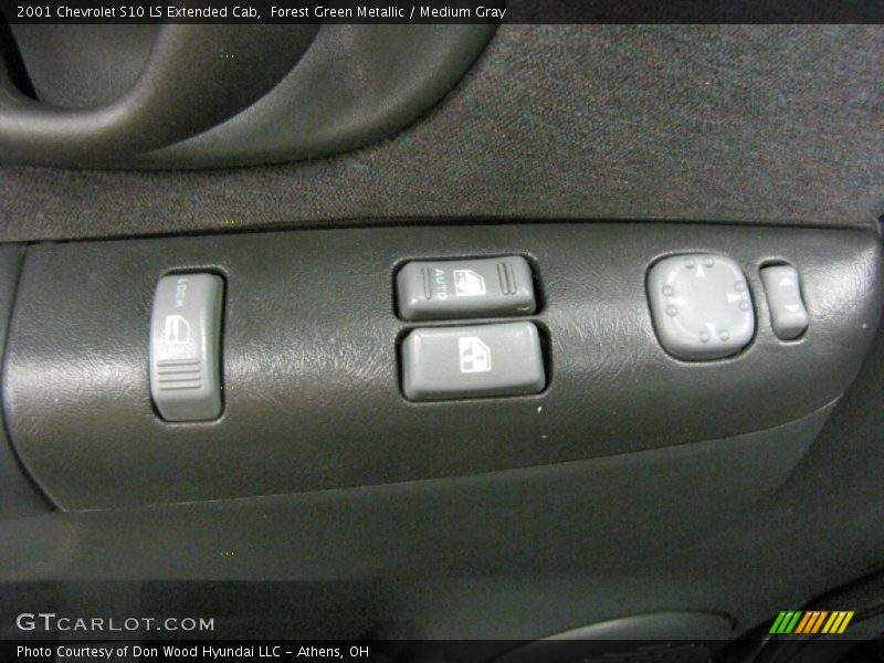 Forest Green Metallic / Medium Gray 2001 Chevrolet S10 LS Extended Cab