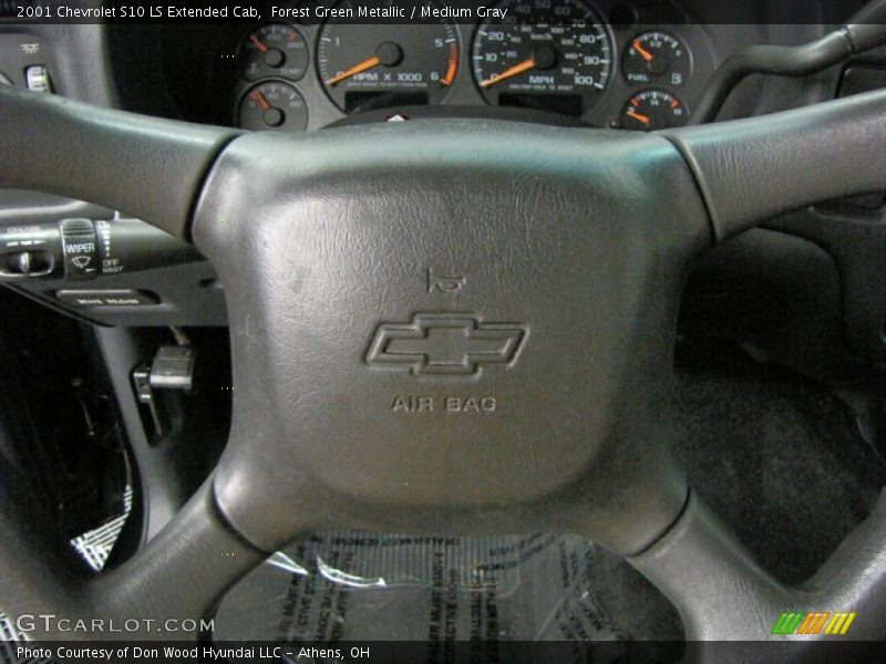 Forest Green Metallic / Medium Gray 2001 Chevrolet S10 LS Extended Cab