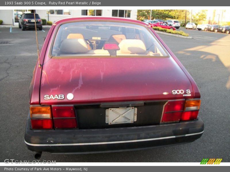 Ruby Red Pearl Metallic / Beige 1993 Saab 900 S Coupe