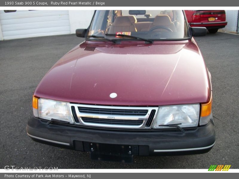 Ruby Red Pearl Metallic / Beige 1993 Saab 900 S Coupe