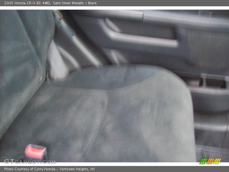 Satin Silver Metallic / Black 2005 Honda CR-V EX 4WD