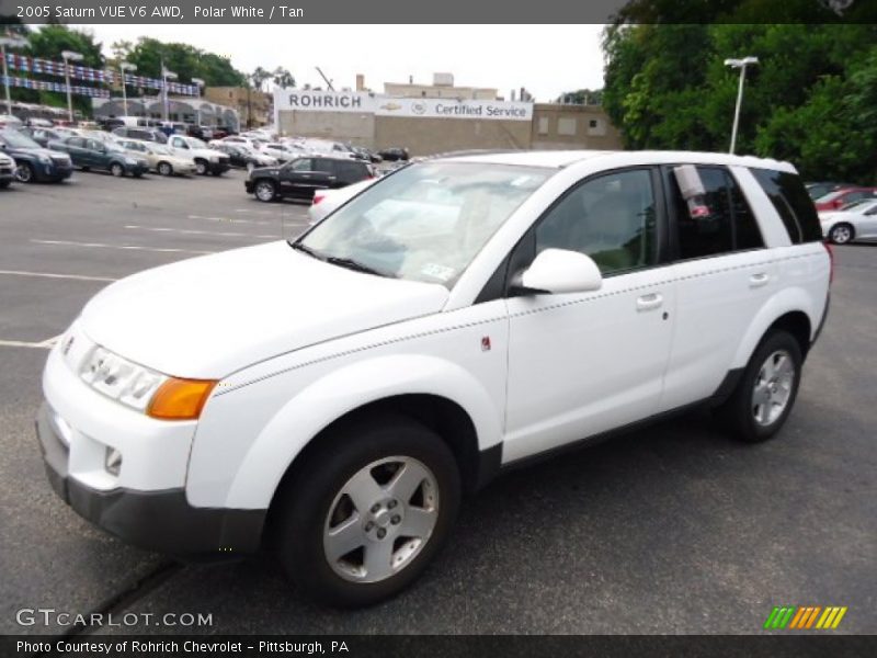 Polar White / Tan 2005 Saturn VUE V6 AWD