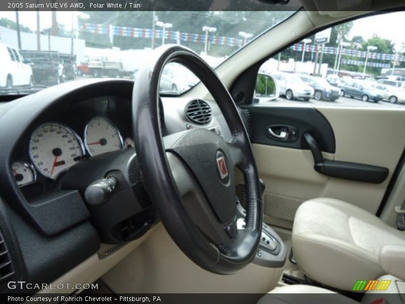 Polar White / Tan 2005 Saturn VUE V6 AWD