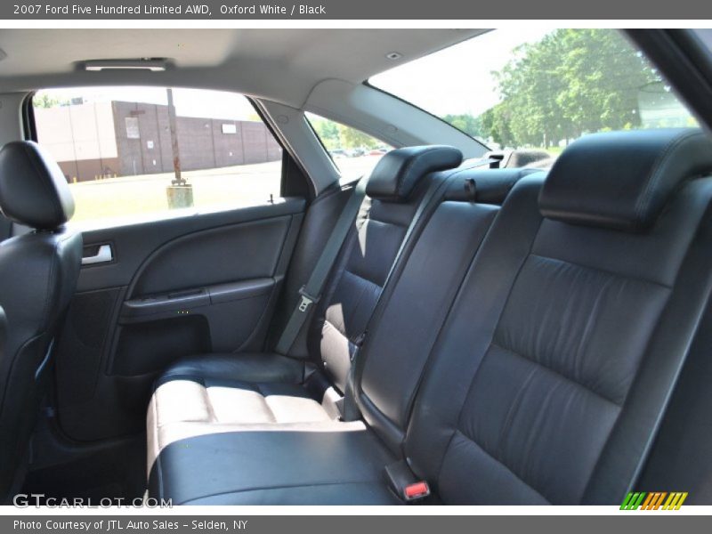Oxford White / Black 2007 Ford Five Hundred Limited AWD