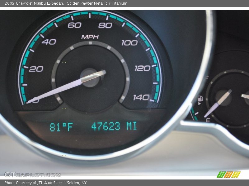 Golden Pewter Metallic / Titanium 2009 Chevrolet Malibu LS Sedan