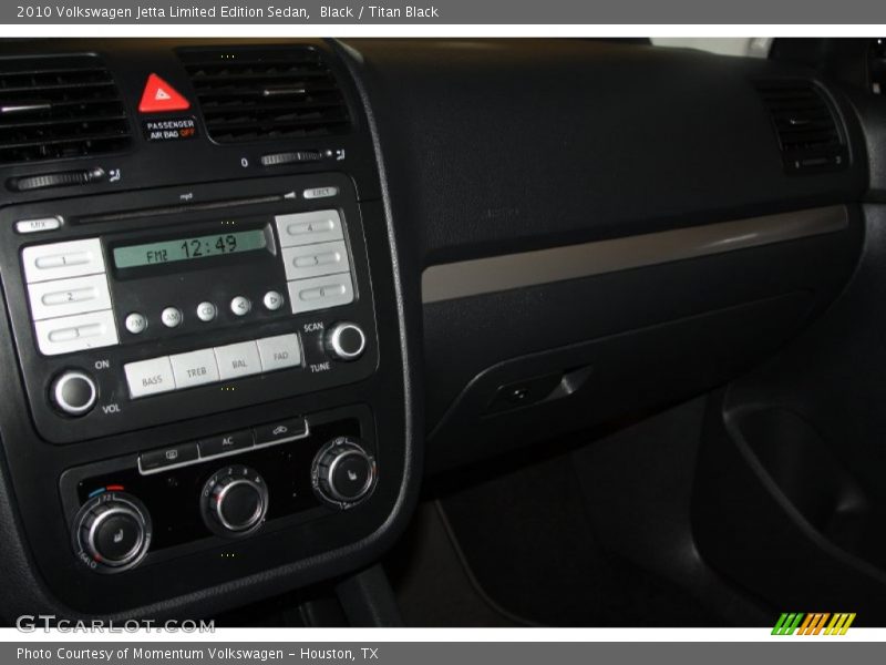Black / Titan Black 2010 Volkswagen Jetta Limited Edition Sedan