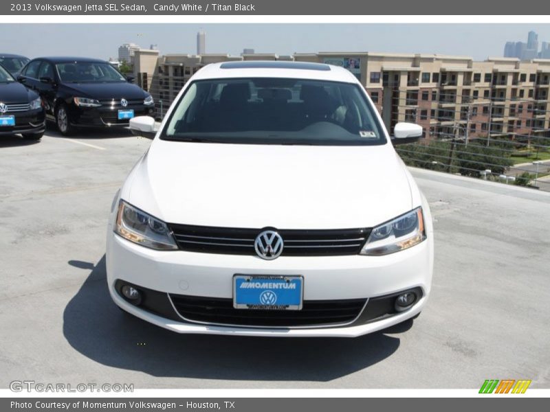 Candy White / Titan Black 2013 Volkswagen Jetta SEL Sedan
