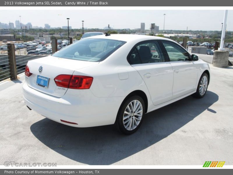Candy White / Titan Black 2013 Volkswagen Jetta SEL Sedan