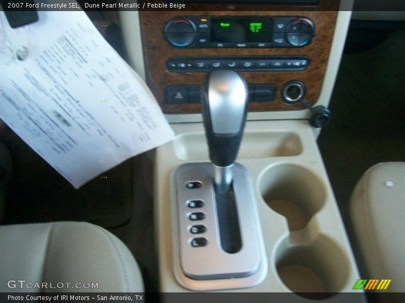 Dune Pearl Metallic / Pebble Beige 2007 Ford Freestyle SEL