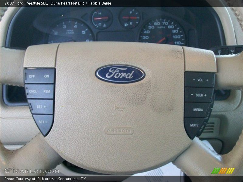 Dune Pearl Metallic / Pebble Beige 2007 Ford Freestyle SEL