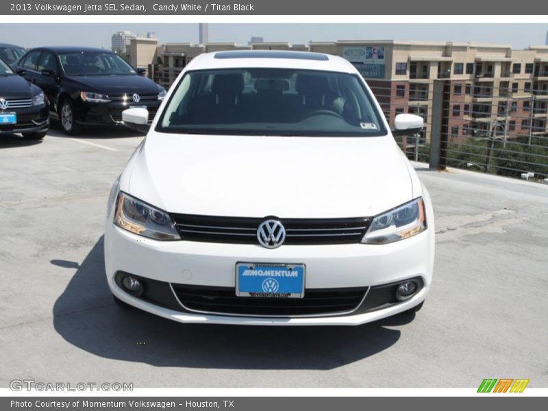 Candy White / Titan Black 2013 Volkswagen Jetta SEL Sedan