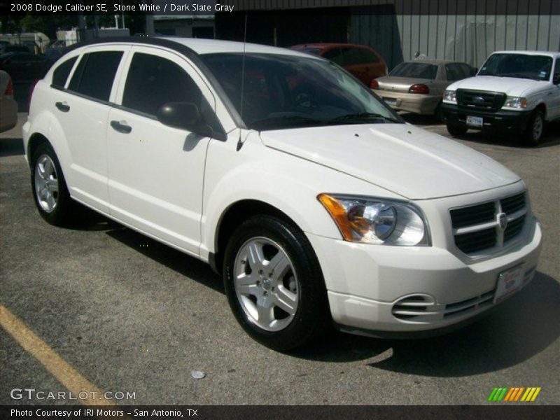 Stone White / Dark Slate Gray 2008 Dodge Caliber SE
