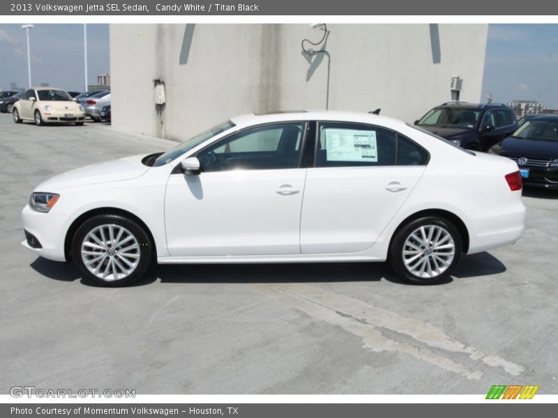 Candy White / Titan Black 2013 Volkswagen Jetta SEL Sedan