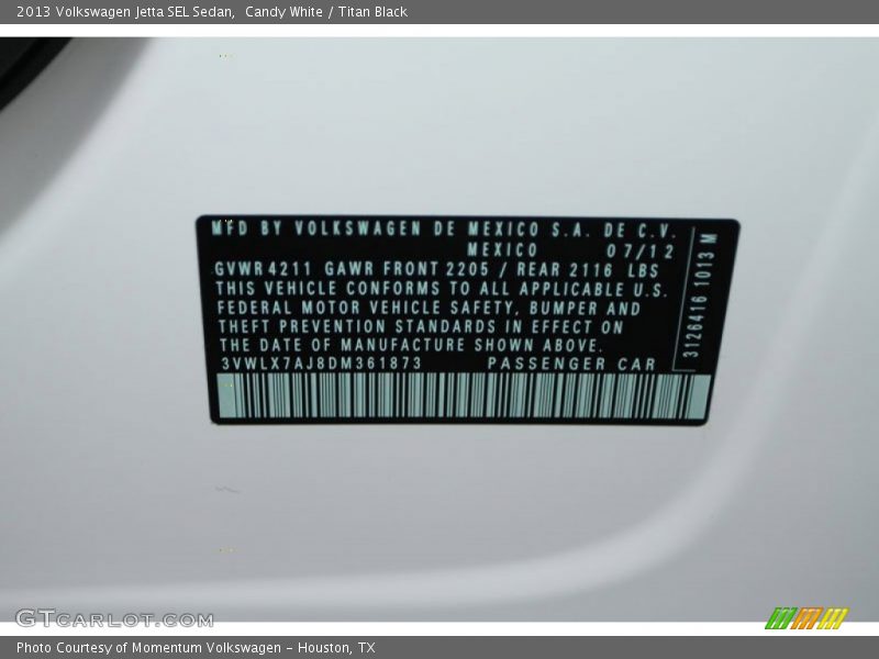 Candy White / Titan Black 2013 Volkswagen Jetta SEL Sedan
