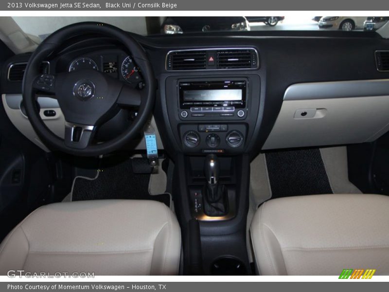 Black Uni / Cornsilk Beige 2013 Volkswagen Jetta SE Sedan