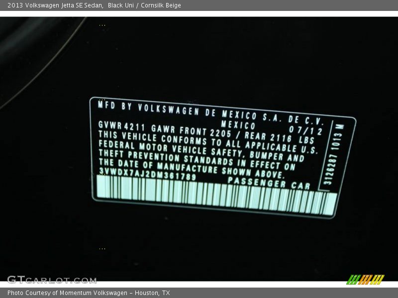 Black Uni / Cornsilk Beige 2013 Volkswagen Jetta SE Sedan