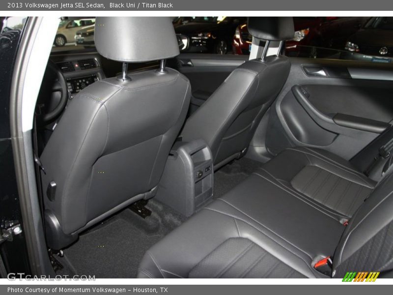 Black Uni / Titan Black 2013 Volkswagen Jetta SEL Sedan