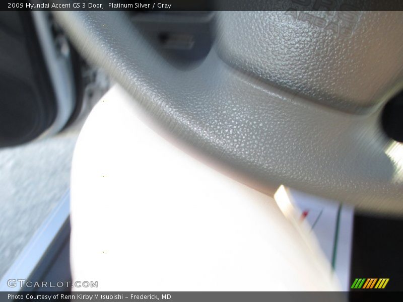 Platinum Silver / Gray 2009 Hyundai Accent GS 3 Door