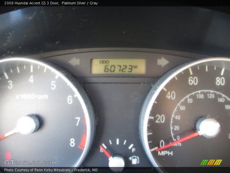 Platinum Silver / Gray 2009 Hyundai Accent GS 3 Door