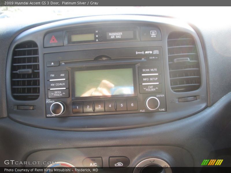 Platinum Silver / Gray 2009 Hyundai Accent GS 3 Door