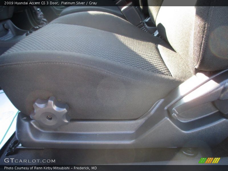 Platinum Silver / Gray 2009 Hyundai Accent GS 3 Door