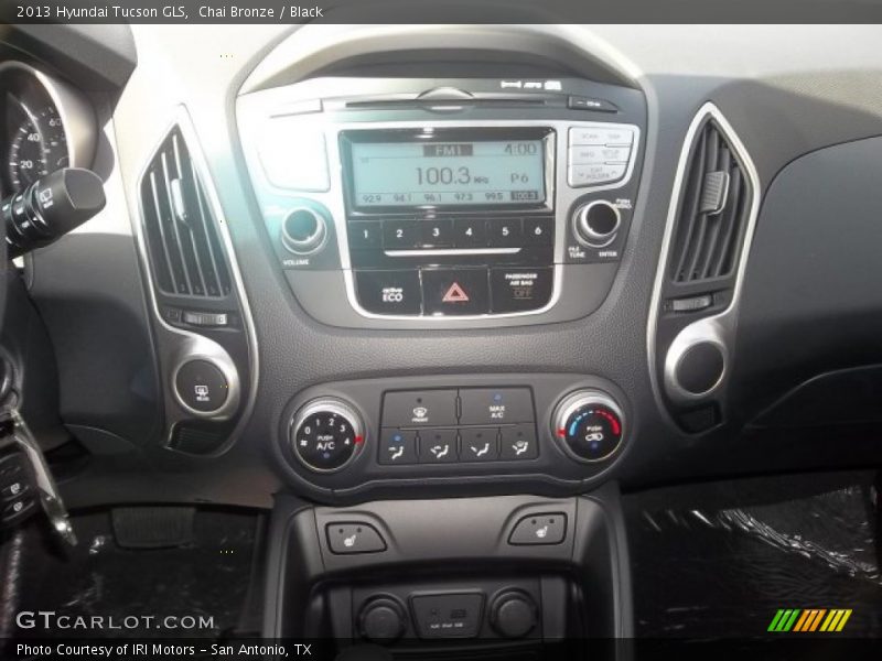 Chai Bronze / Black 2013 Hyundai Tucson GLS