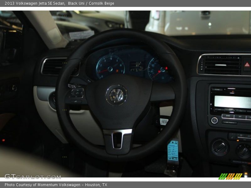 Black Uni / Cornsilk Beige 2013 Volkswagen Jetta SE Sedan