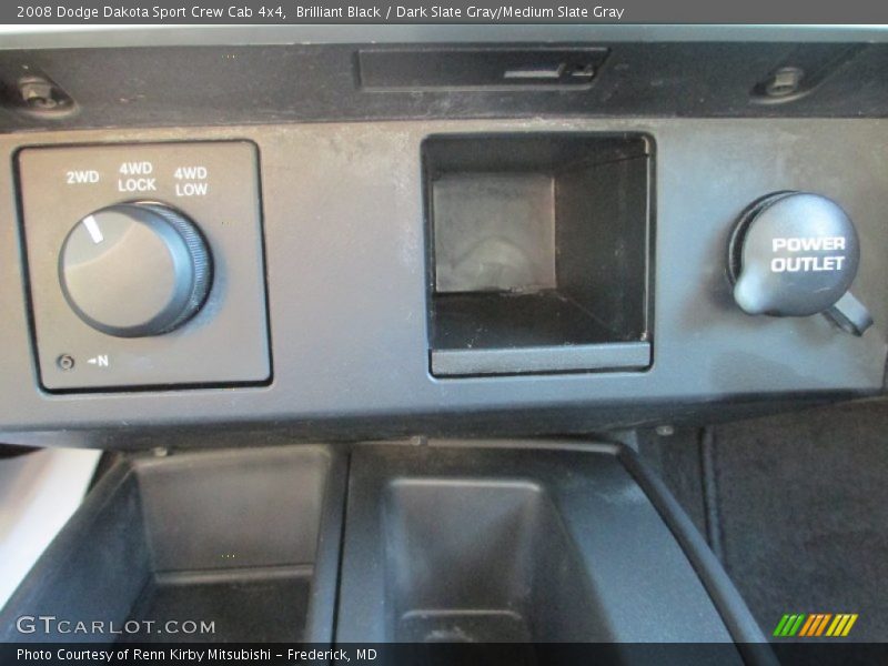 Brilliant Black / Dark Slate Gray/Medium Slate Gray 2008 Dodge Dakota Sport Crew Cab 4x4