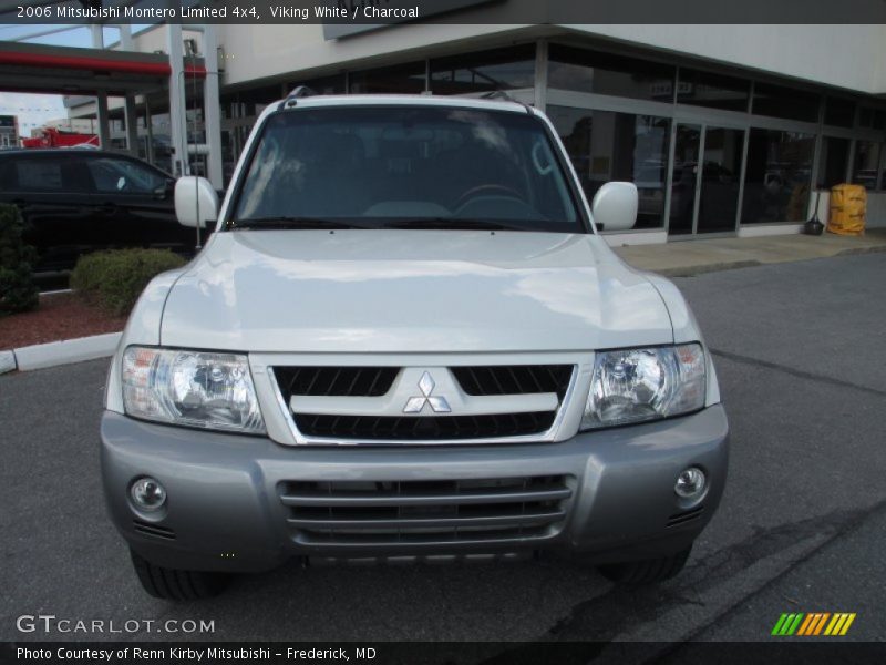 Viking White / Charcoal 2006 Mitsubishi Montero Limited 4x4