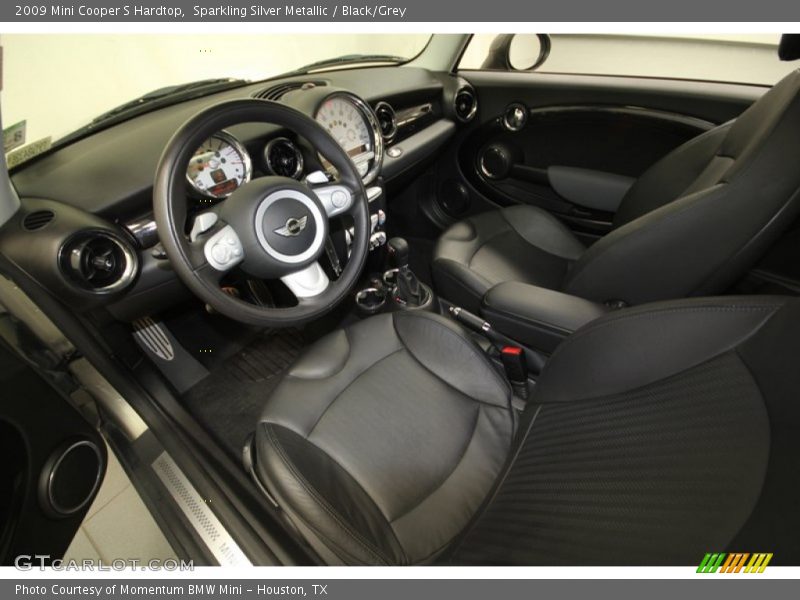 Sparkling Silver Metallic / Black/Grey 2009 Mini Cooper S Hardtop