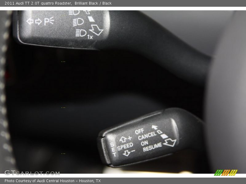 Controls of 2011 TT 2.0T quattro Roadster