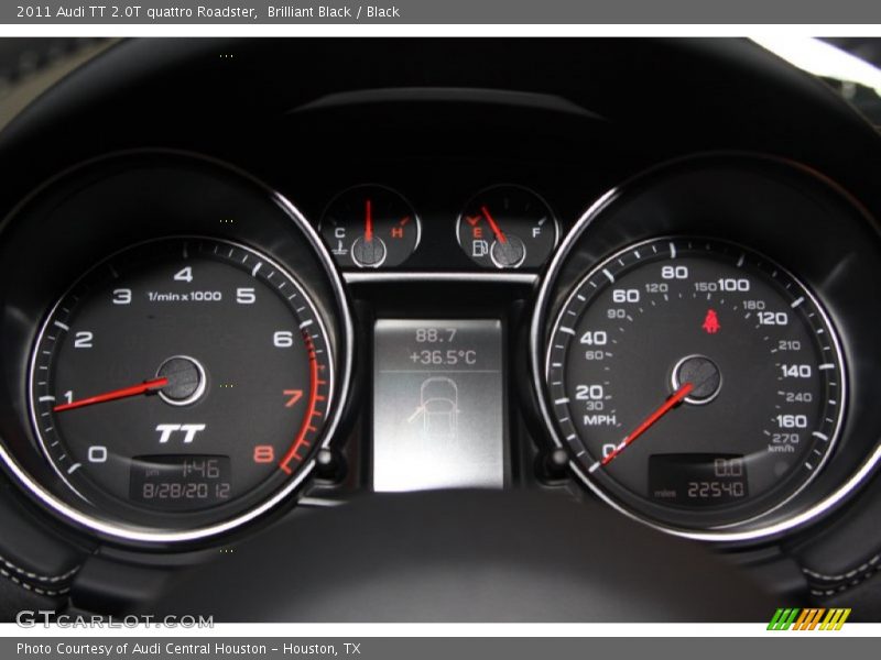  2011 TT 2.0T quattro Roadster 2.0T quattro Roadster Gauges