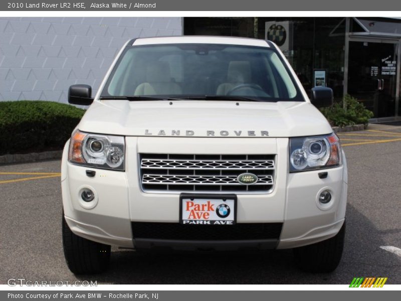Alaska White / Almond 2010 Land Rover LR2 HSE