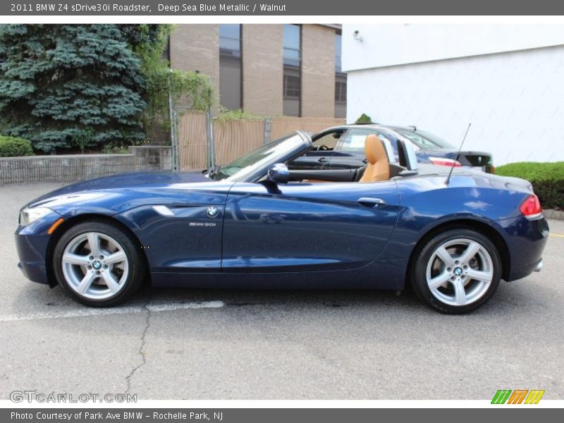 Deep Sea Blue Metallic / Walnut 2011 BMW Z4 sDrive30i Roadster