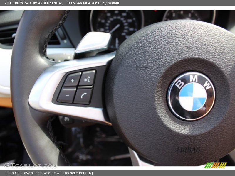 Deep Sea Blue Metallic / Walnut 2011 BMW Z4 sDrive30i Roadster