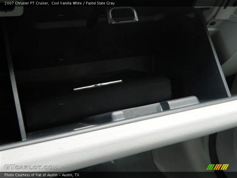 Cool Vanilla White / Pastel Slate Gray 2007 Chrysler PT Cruiser