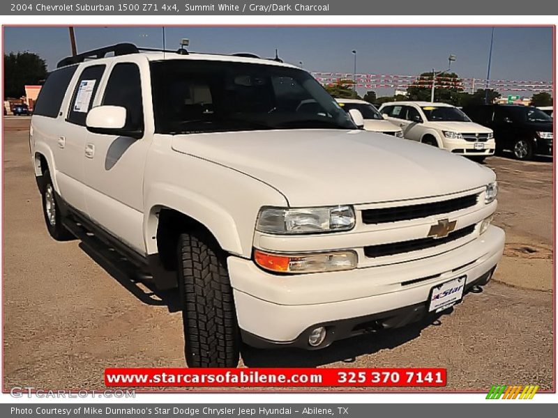 Summit White / Gray/Dark Charcoal 2004 Chevrolet Suburban 1500 Z71 4x4