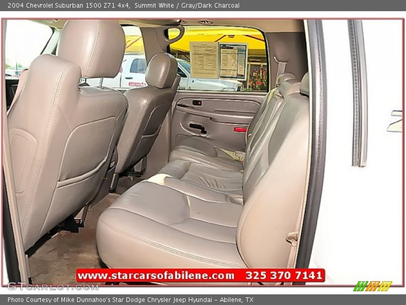 Summit White / Gray/Dark Charcoal 2004 Chevrolet Suburban 1500 Z71 4x4