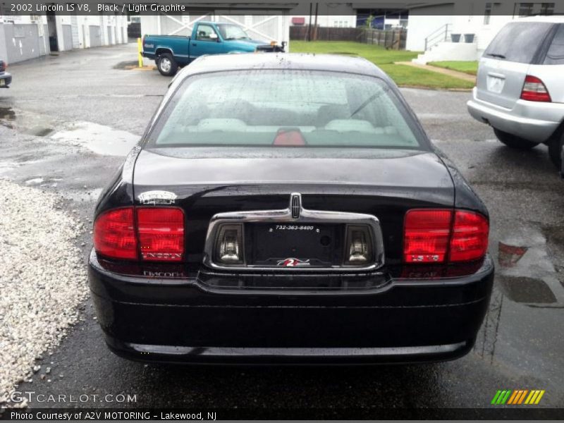 Black / Light Graphite 2002 Lincoln LS V8