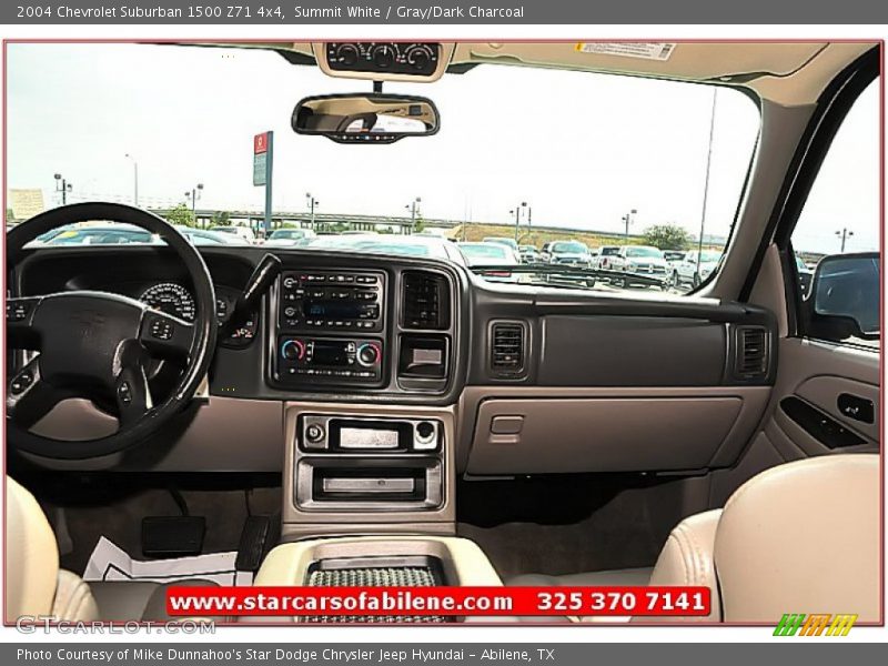 Summit White / Gray/Dark Charcoal 2004 Chevrolet Suburban 1500 Z71 4x4