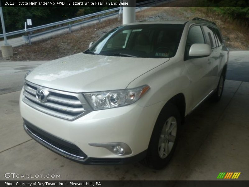 Blizzard White Pearl / Sand Beige 2012 Toyota Highlander V6 4WD