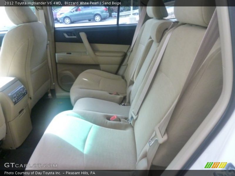 Blizzard White Pearl / Sand Beige 2012 Toyota Highlander V6 4WD