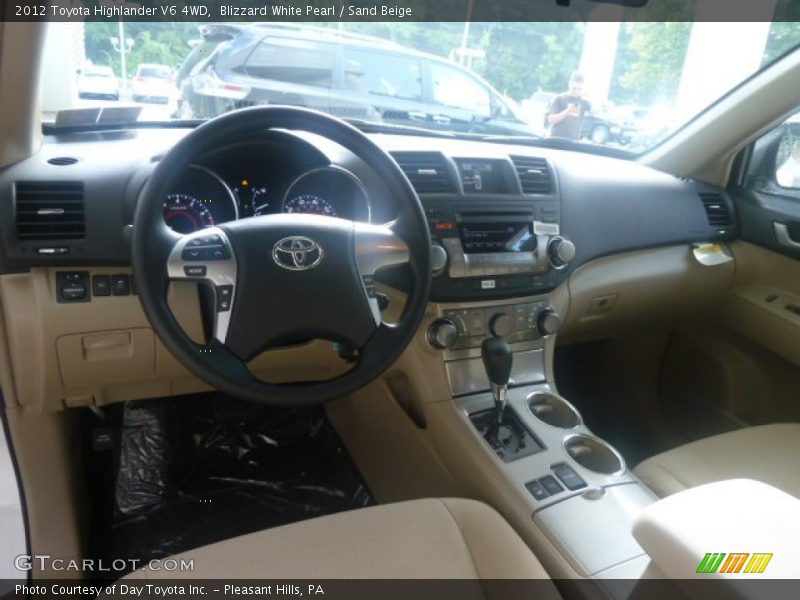 Blizzard White Pearl / Sand Beige 2012 Toyota Highlander V6 4WD