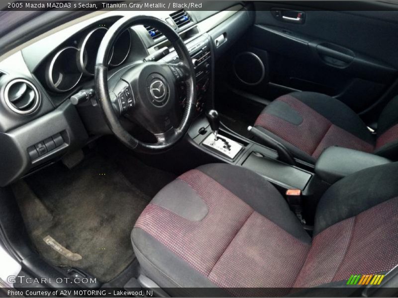 Titanium Gray Metallic / Black/Red 2005 Mazda MAZDA3 s Sedan