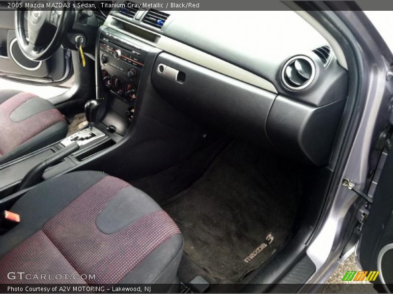 Titanium Gray Metallic / Black/Red 2005 Mazda MAZDA3 s Sedan