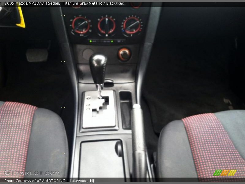 Titanium Gray Metallic / Black/Red 2005 Mazda MAZDA3 s Sedan
